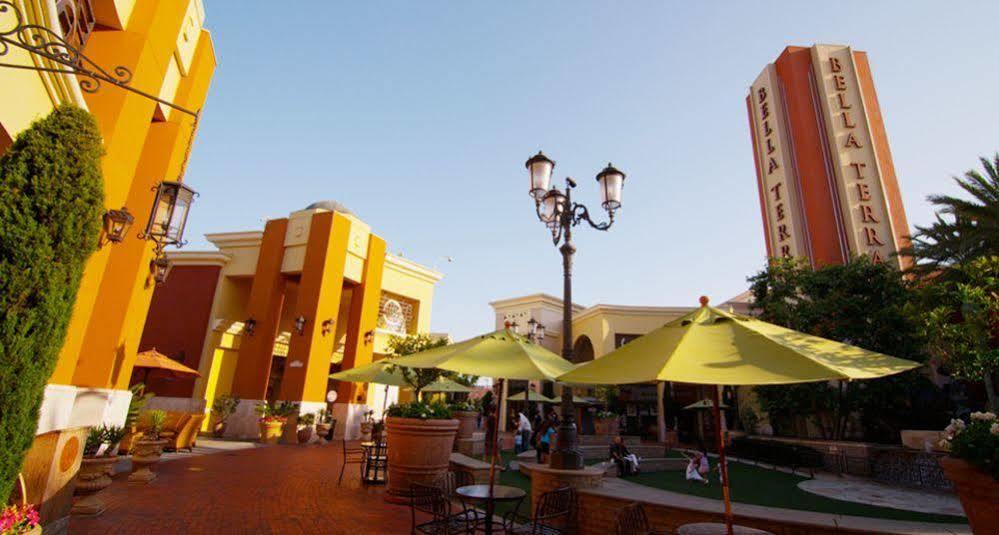 Springhill Suites By Marriott Huntington Beach Orange County מראה חיצוני תמונה