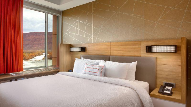 Springhill Suites By Marriott Huntington Beach Orange County מראה חיצוני תמונה